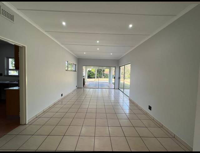 4 BEDROOM PROPERTY TO RENT IN LA LUCIA